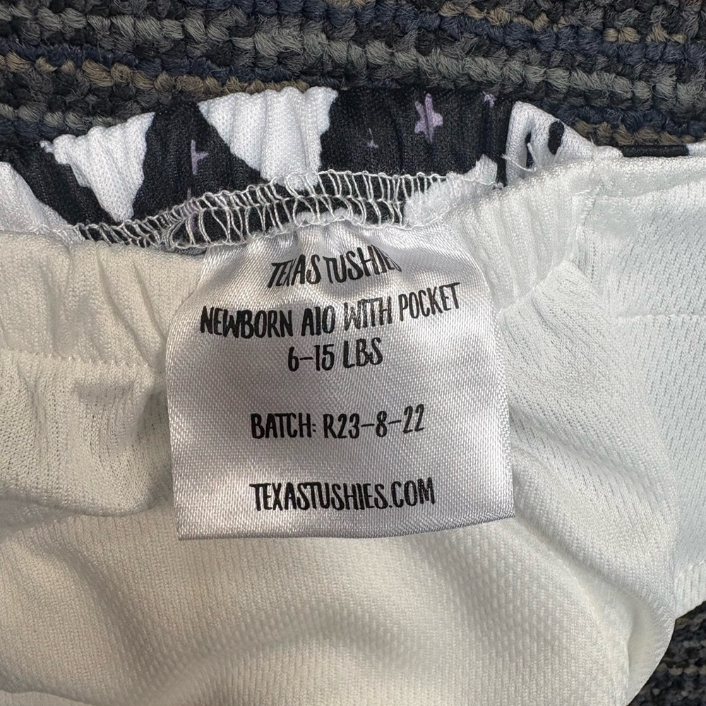 Texas Tushies NB AIO - Picture 3 of 4